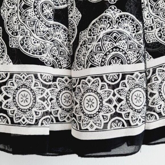 WHITE HOUSE BLACK MARKET 100% Silk Plisse Pleated Layered Skirt Sz 4 - Picture 6 of 8